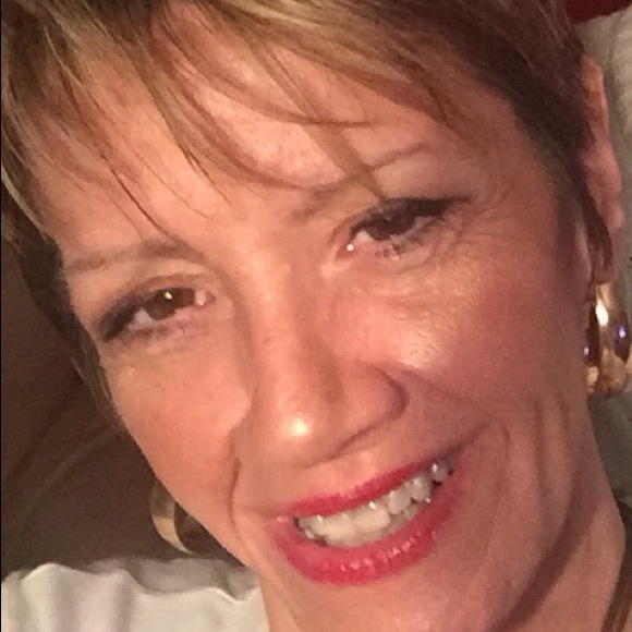 Meet your Posher, Tammi - Picture 2 of 2